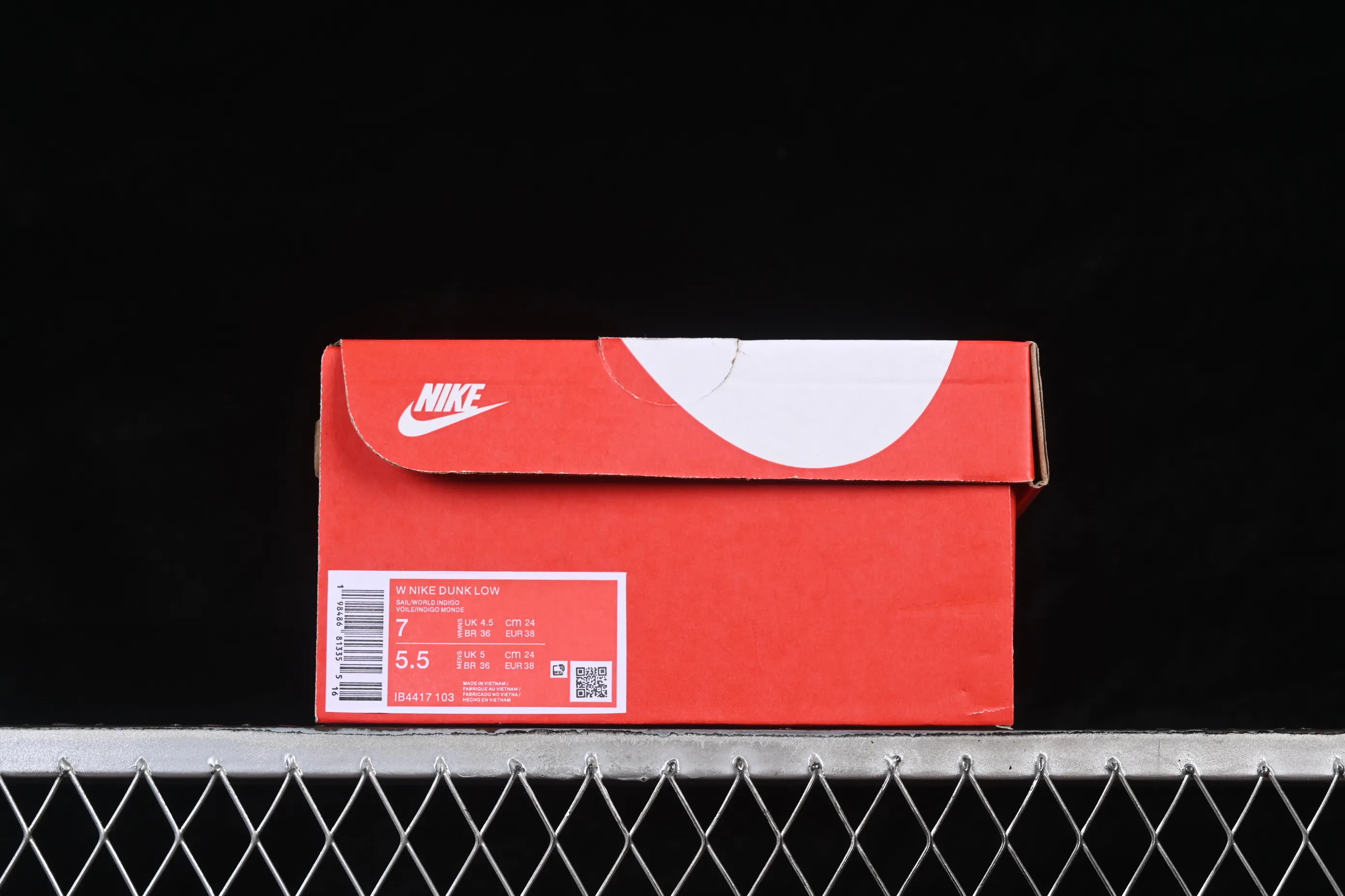 All Categories Nk SB Dunk Series Nk SB Dunk Low Low-top sneakers Nike SB Dunk Low Year of the Horse Blue and White Low-top casual sneakers IB4417-103